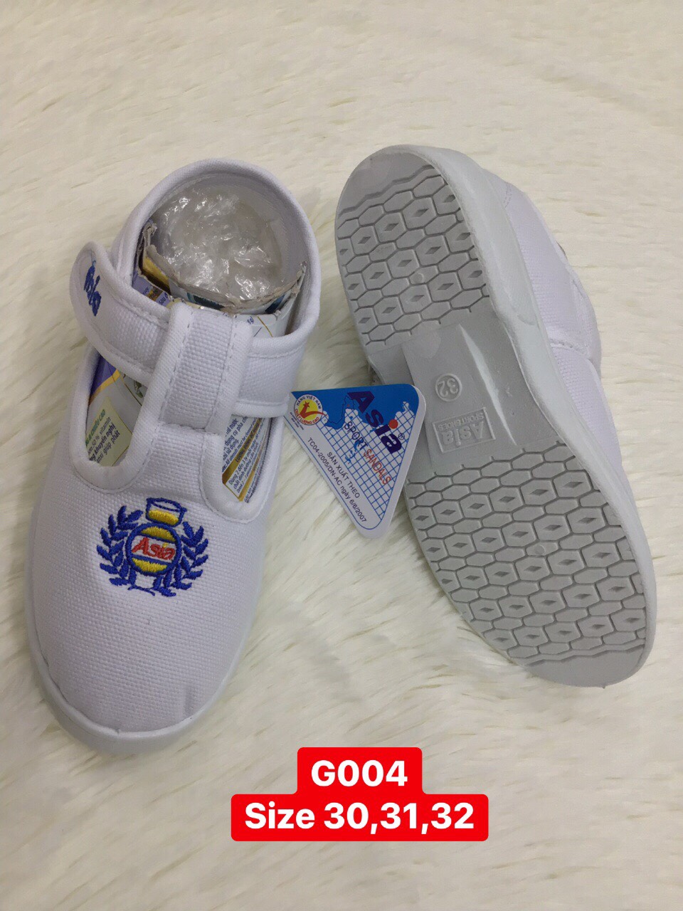 Giày Asia dán trắng trẻ em G004